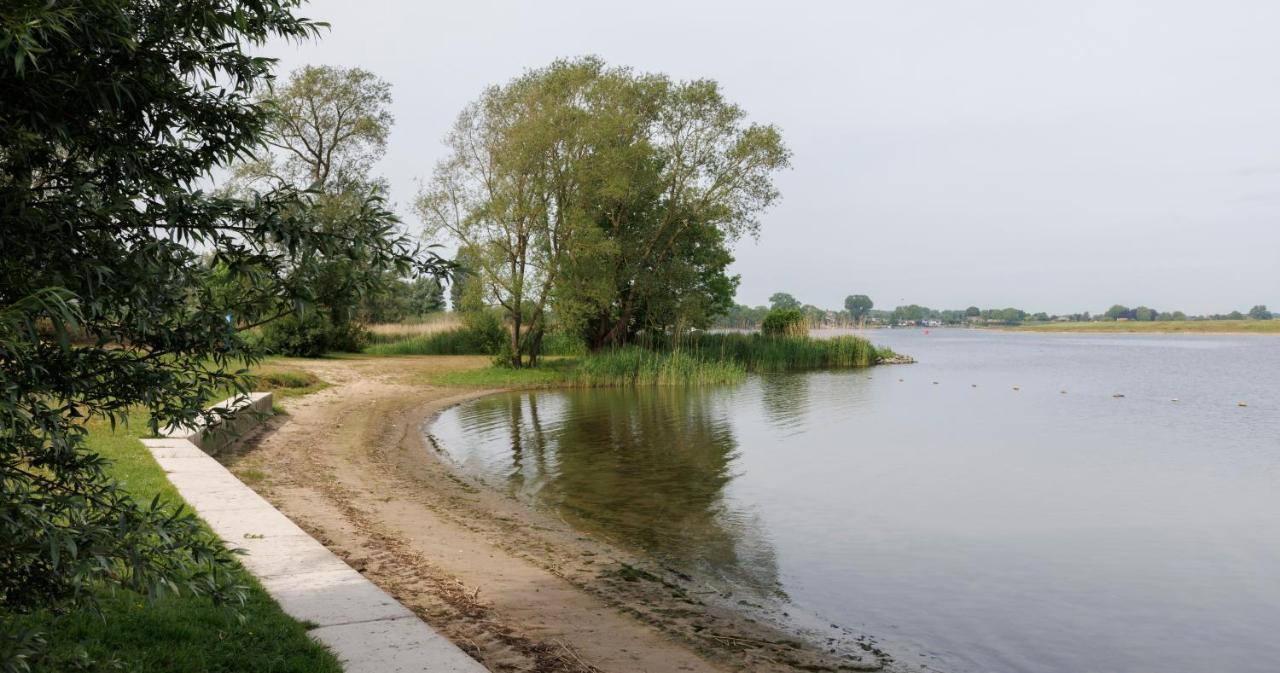 Mooi Huisje Aan De Maas Villa Op-Op-Andel Екстериор снимка
